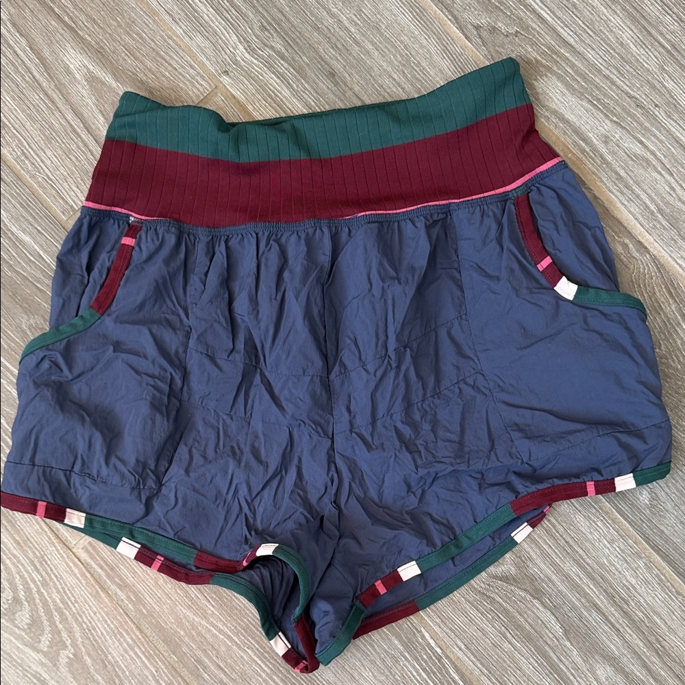 FP movement navy high waisted pep in your step athletic shorts size XS EEUC